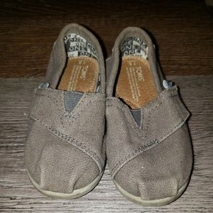 Tiny Tom's classic shoes